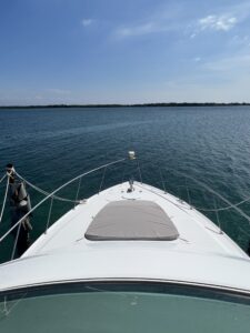 front-deckboatcharter